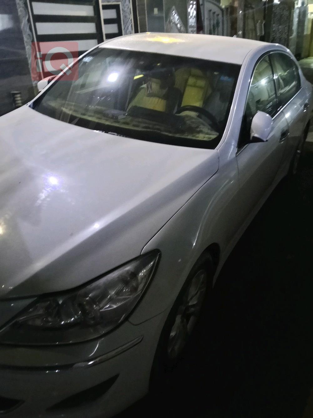 هيونداي جنسس